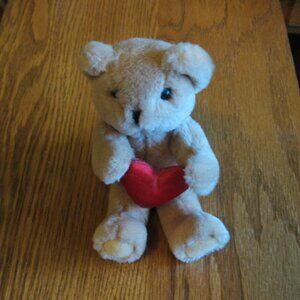 Vintage Russ Berrie Valentine's Bear stands 6 inches tall